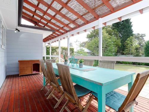 Rubys Retreat 44 Achilles Street pet friendly aircon wifi & boat parking — 4-Star Luxury Hotel in Shoal Bay, Australia