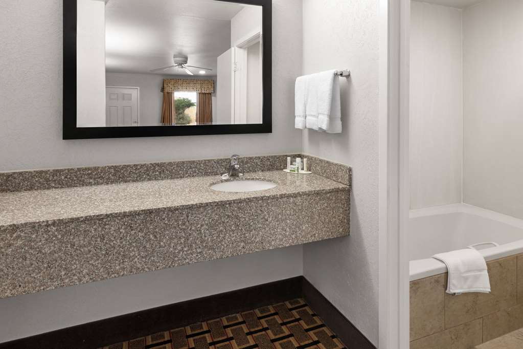 Ramada Limited San Angelo - photo 43