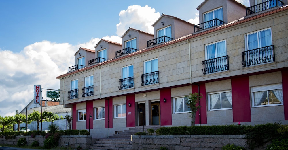 Hotel Alda Alpina in Vilanova De Arousa, Spain