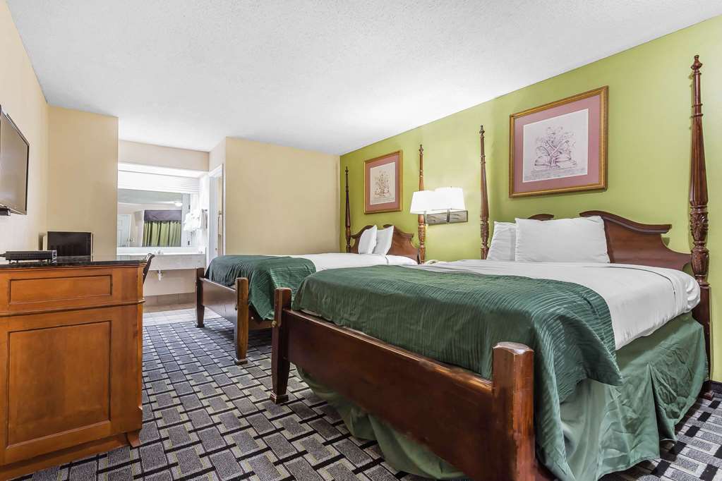 Rodeway Inn Augusta South - photo 13