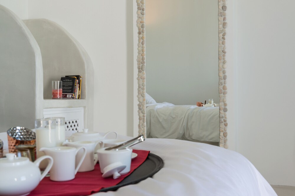 Andronis Honeymoon — Fira — photo 5