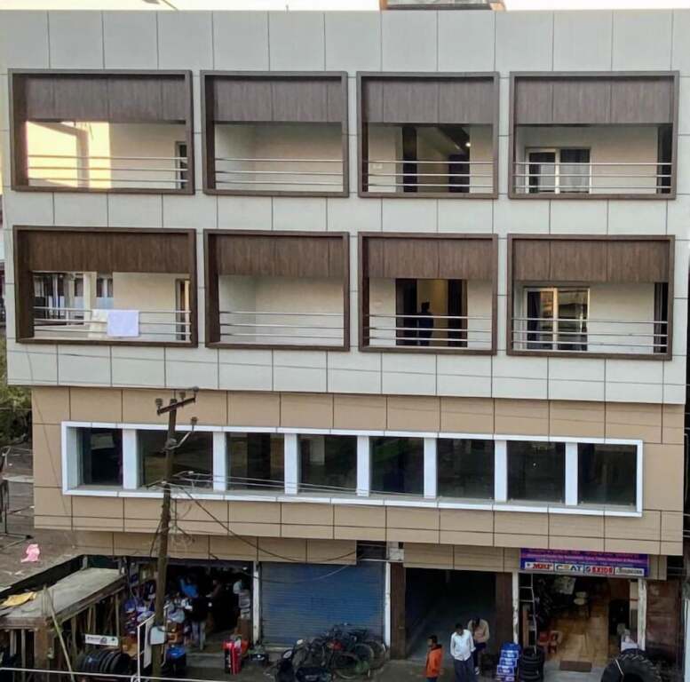 Hotel Royal Embassy — hotel in Tinsukia