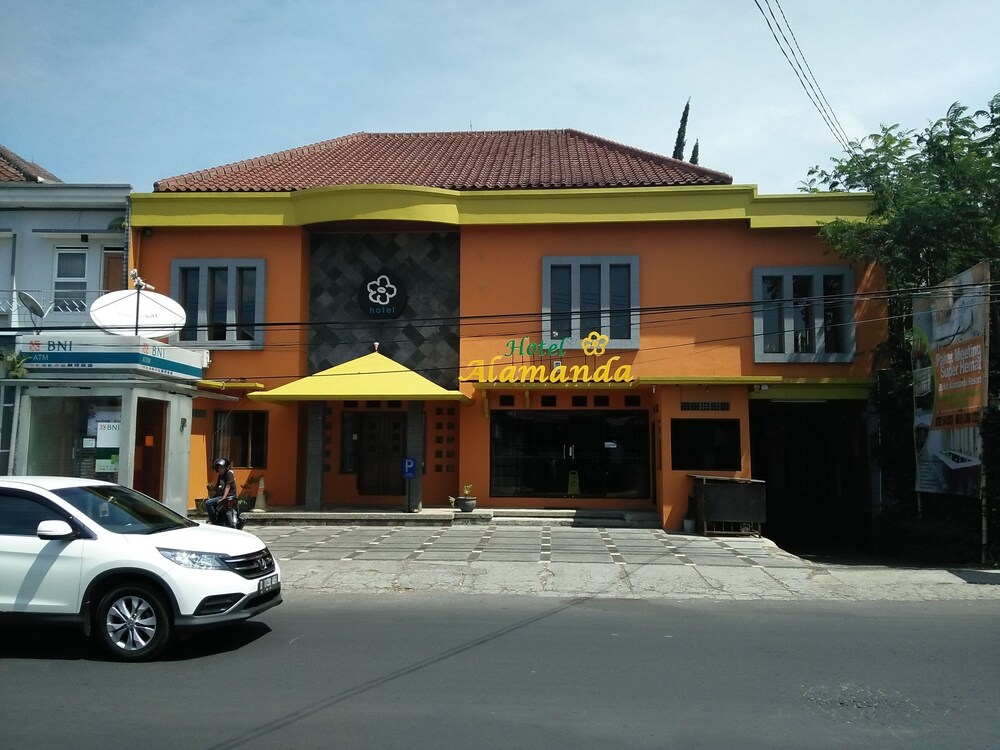 Hotel Alamanda Garut — hotel in Garut