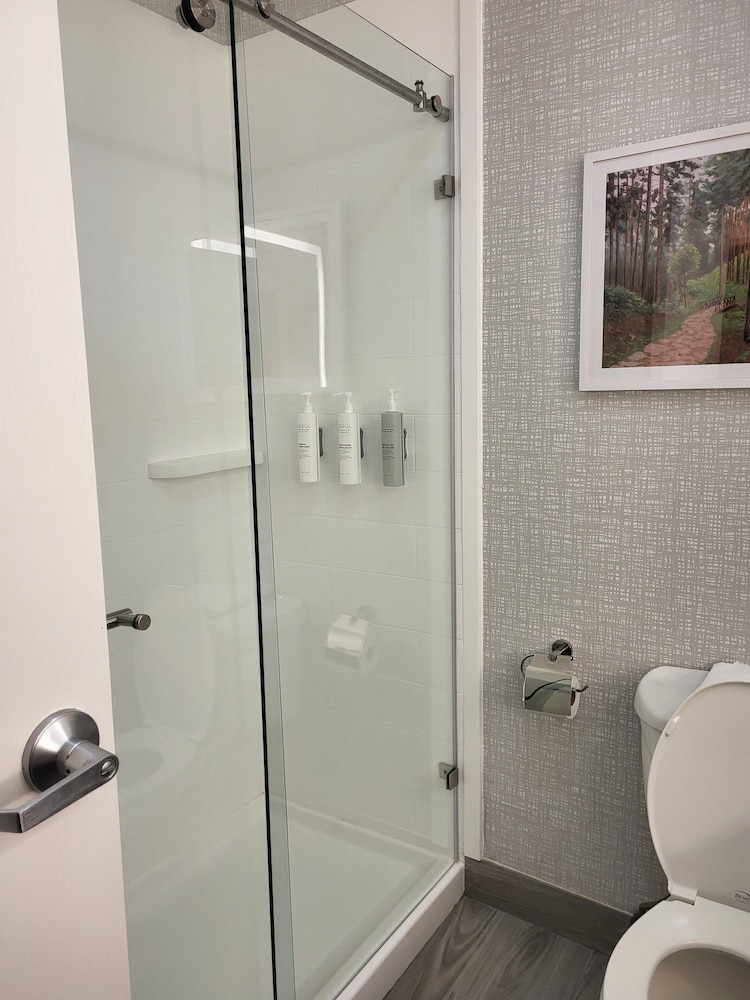 Hampton Inn Houston Deer Park Ship Area - photo 15