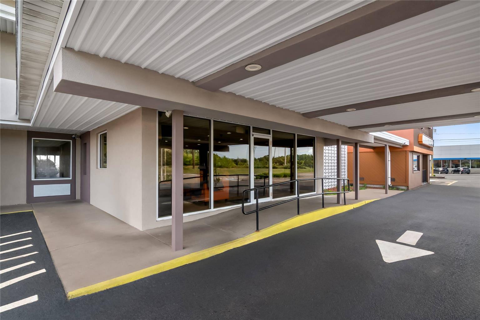 Quality Inn Waterbury East - photo 8
