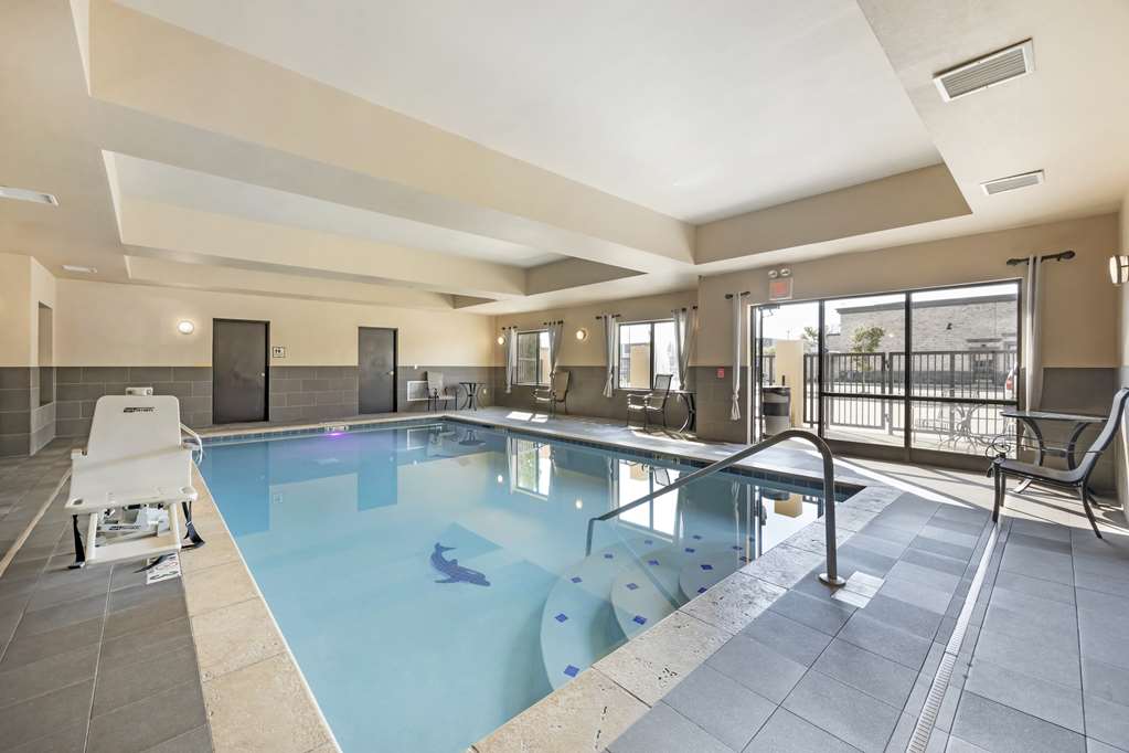 Best Western Plus Tupelo Inn & Suites - photo 26