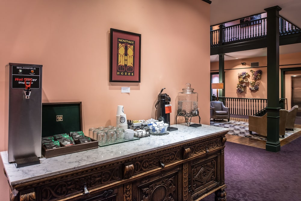 Montvale Hotel - photo 138
