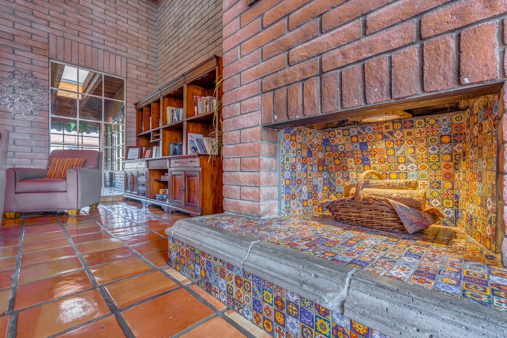 Sierra Suites Boutique Hotel - photo 5