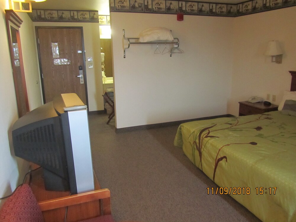 Park View Inn & Suites and Conference Center - photo 9