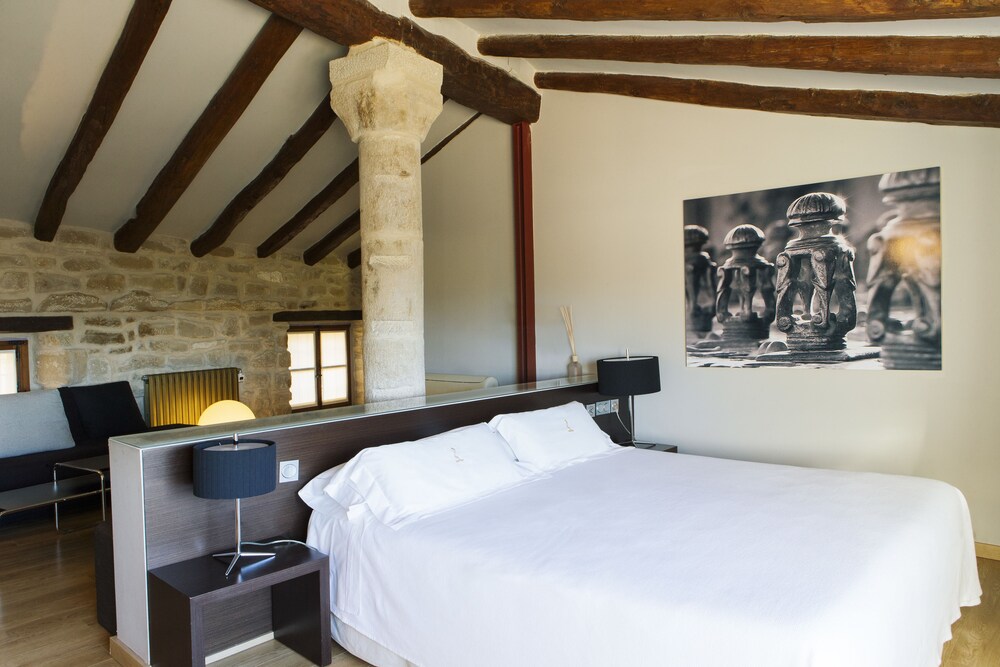 Hotel Cresol in Calaceite, Spain