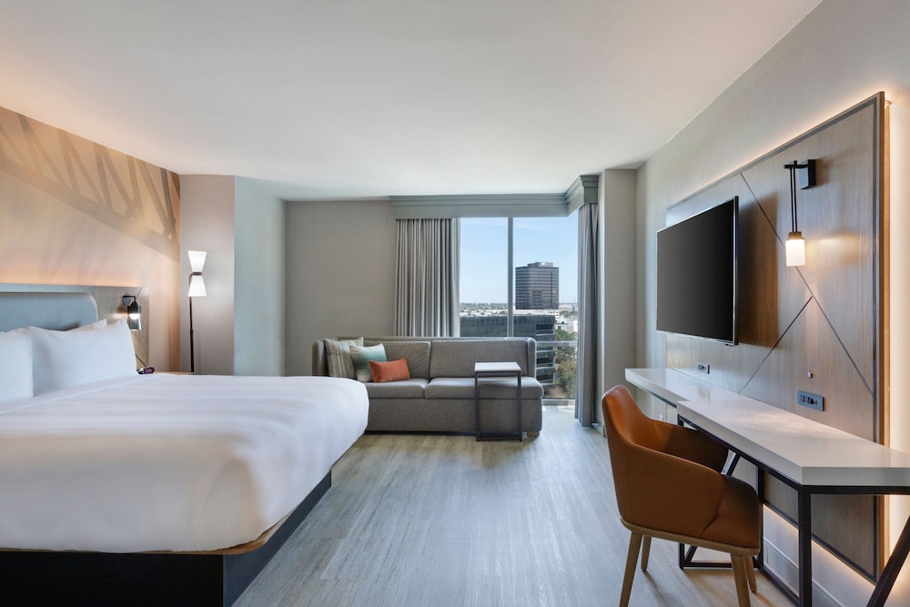 Houston Marriott North - photo 29