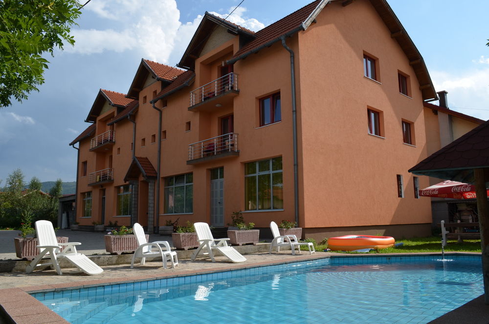 Villa Hipodrom Ilidza Apartments — 4-Star Luxury Hotel in Sarajevo, Bosnia and Herzegovina