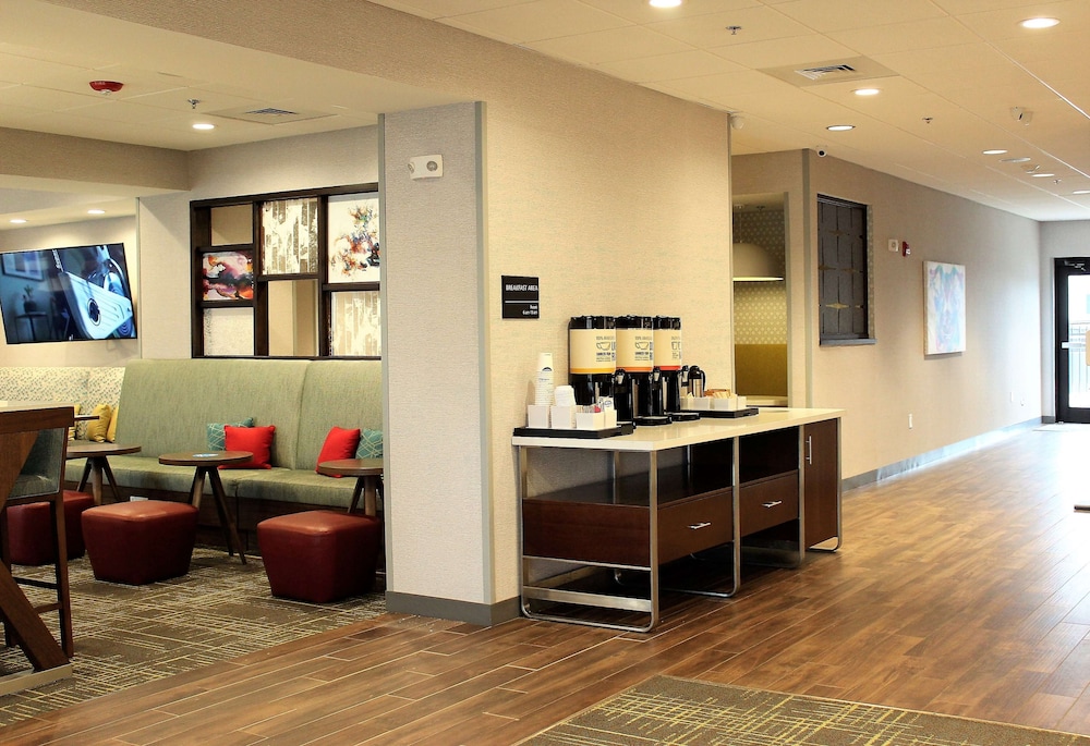Hampton Inn Lexington NC - photo 9