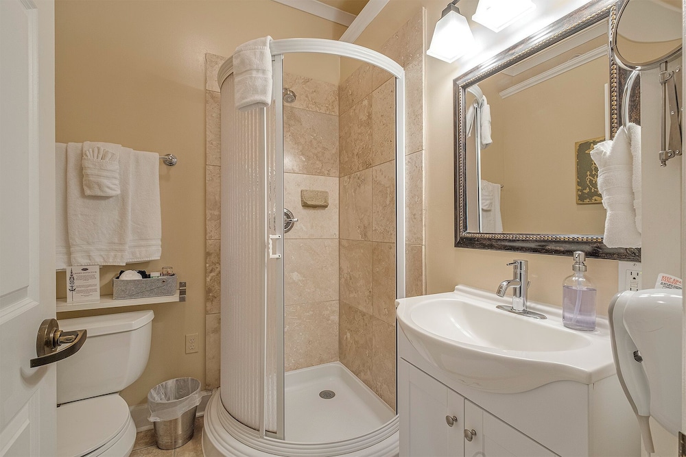 The Orenco Station Hotel - photo 121