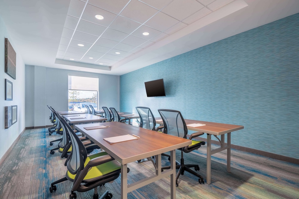 Home2 Suites by Hilton Fredericksburg South Spotsylvania - photo 36