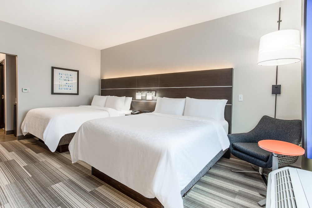 Holiday Inn Express & Suites Ottawa - photo 16