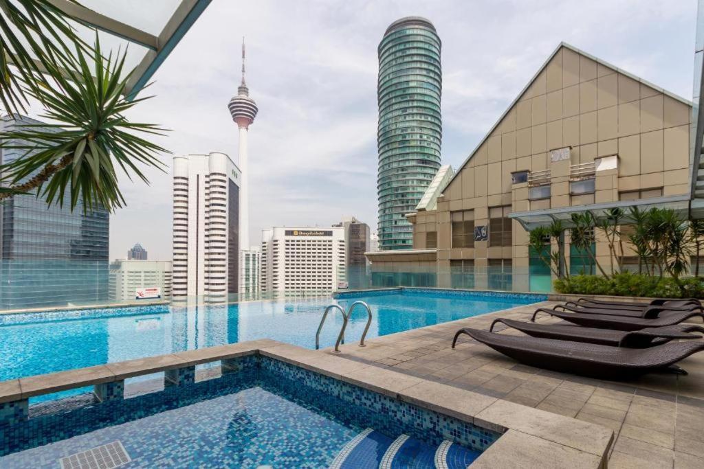 Lot 163 Suites at Kuala Lumpur City Centre — 5-Star Luxury Hotel in Kuala Lumpur, Malaysia