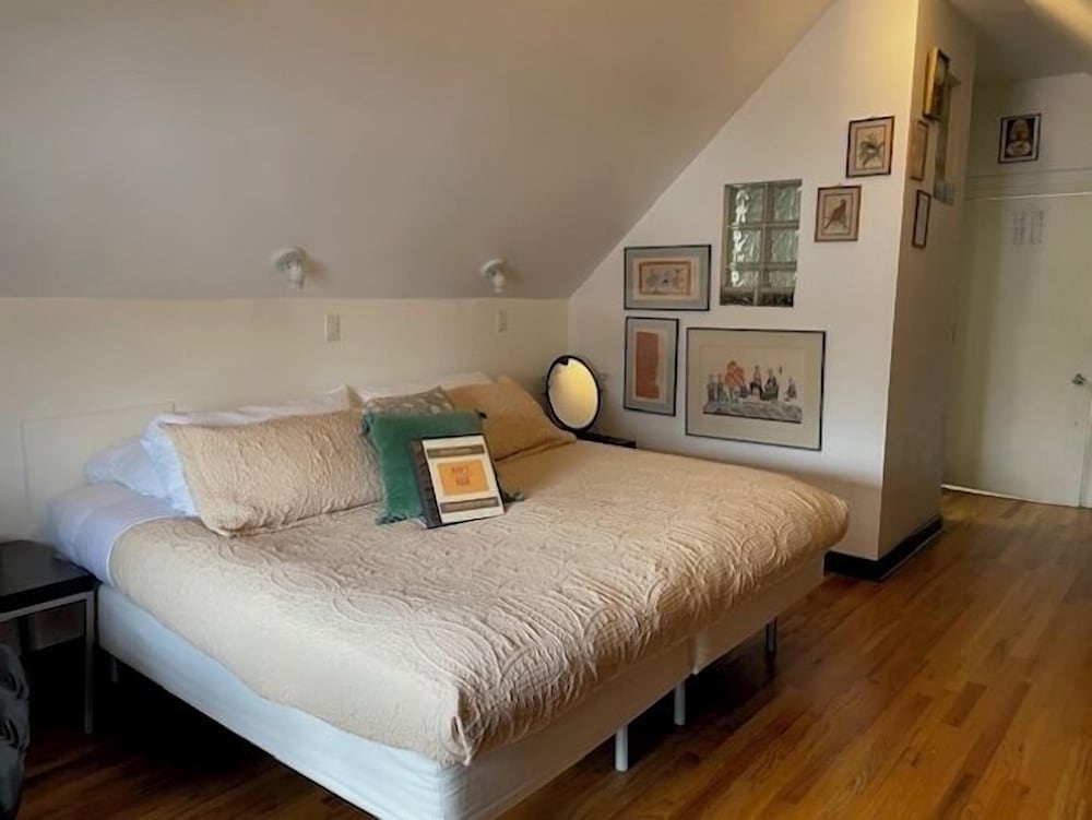 Ray's Bucktown B&B - photo 26
