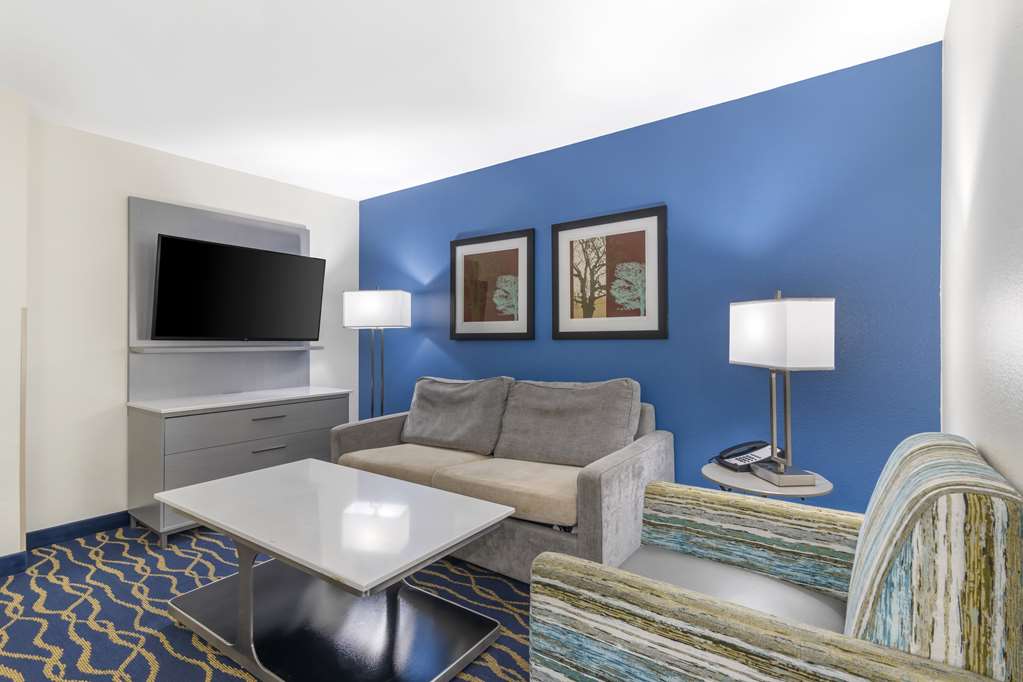 Best Western Plus Lake Lanier gainesville Hotel & Suites - photo 20