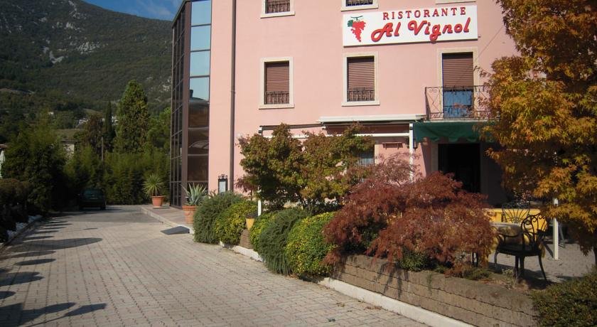 Al Vignol — hotel in Caprino Veronese