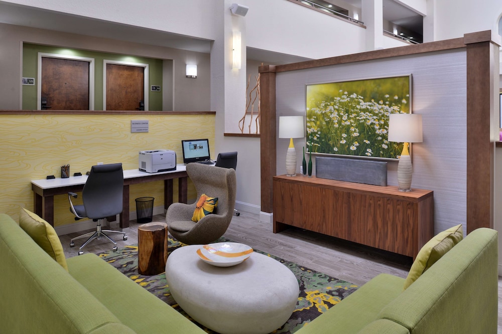 Hampton Inn Cartersville - photo 5