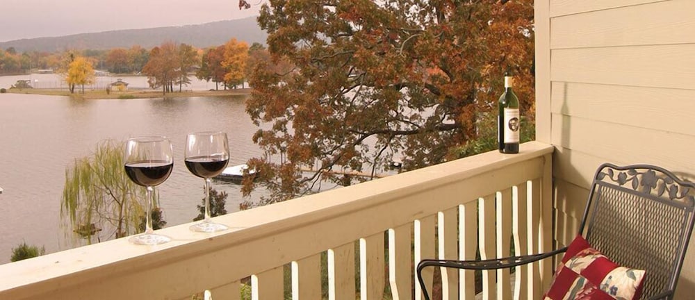 Lookout Point Lakeside Inn - photo 35