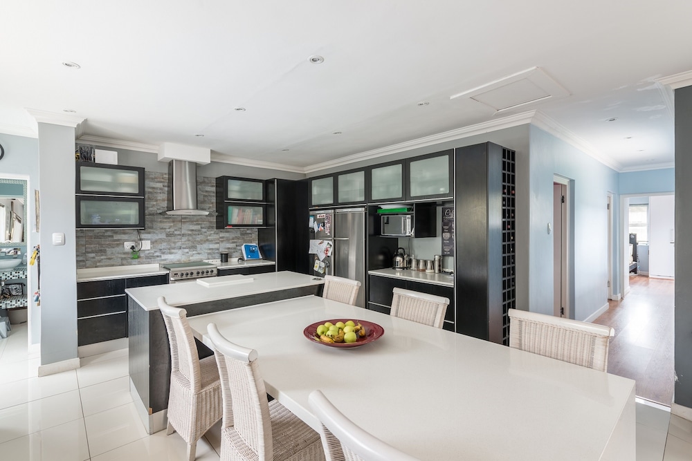 Lea Villa in Cape Town South Africa