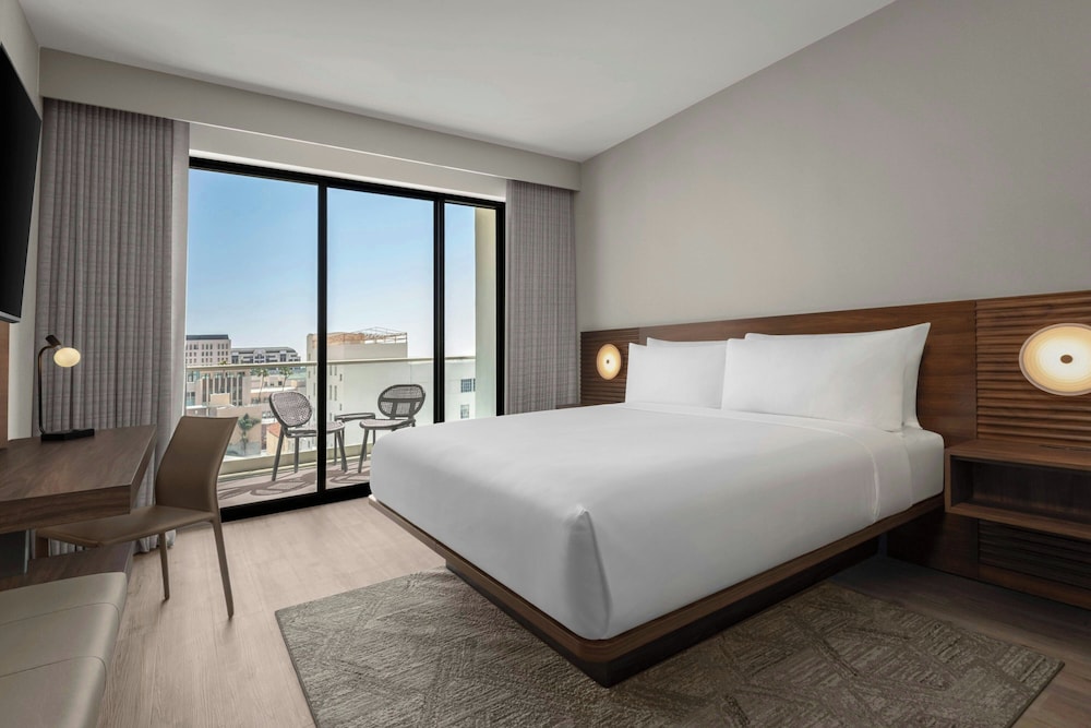 AC Hotel Pasadena - photo 13