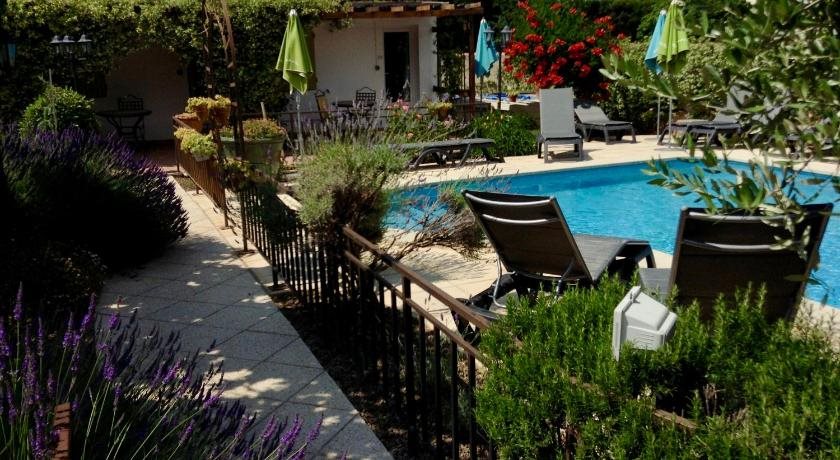 Hostellerie De La Tour in Fontvieille, France