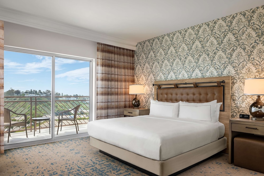 The Cassara Carlsbad Tapestry Collection by Hilton - photo 20