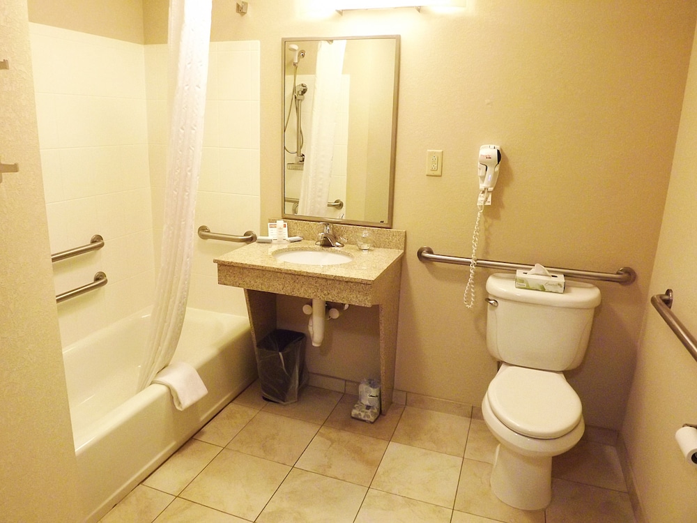 Candlewood Suites Warner Robins Robins AFB by IHG - photo 16