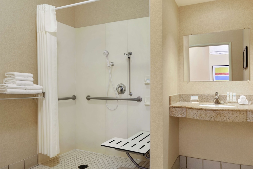 Homewood Suites by Hilton Oakland Waterfront - photo 38