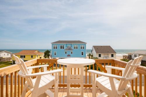 Barrycuda by Oak Island Accommodations - photo 32