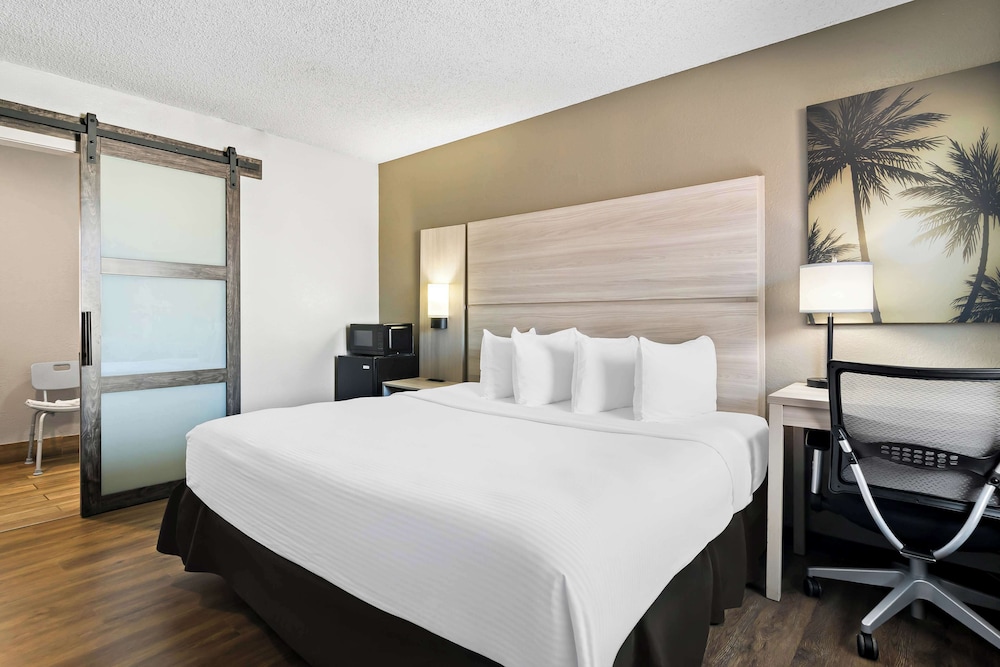 Best Western The Oasis at Joplin - photo 10