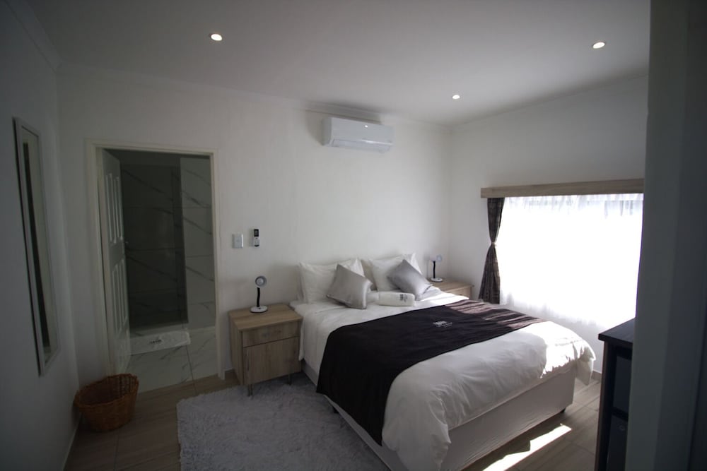 Little Bush Guesthouse — Omaruru — photo 2