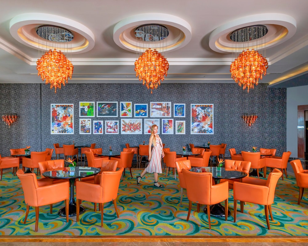 מזון ומשקאות