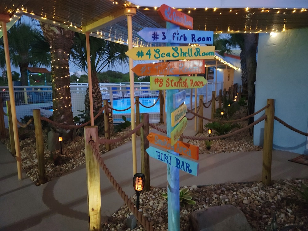Kon Tiki Inn - photo 47