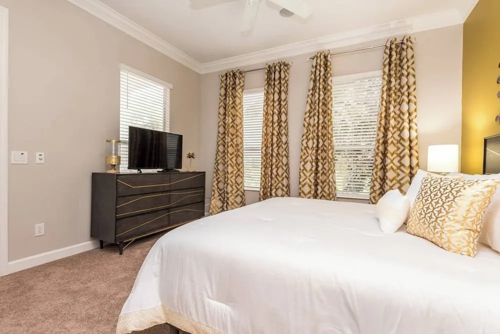 Stylish NEW Renovation in Reunion Resort Large Patio and Pool Deck 3bd 3.5ba #3ru456 - photo 2