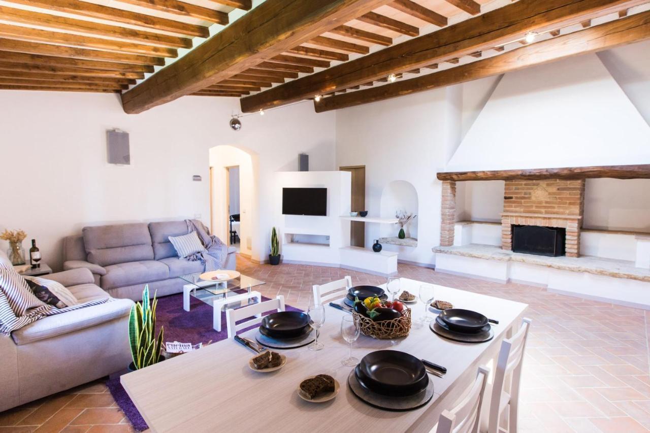 Castellaccia Contemporary Country House — 4-Star Luxury Hotel in San Gimignano, Italy