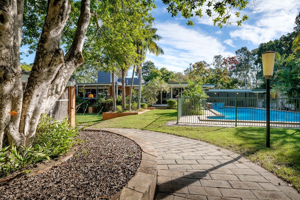 Brookfield Retreat — 4-Star Luxury Hotel in Brookfield, Australia
