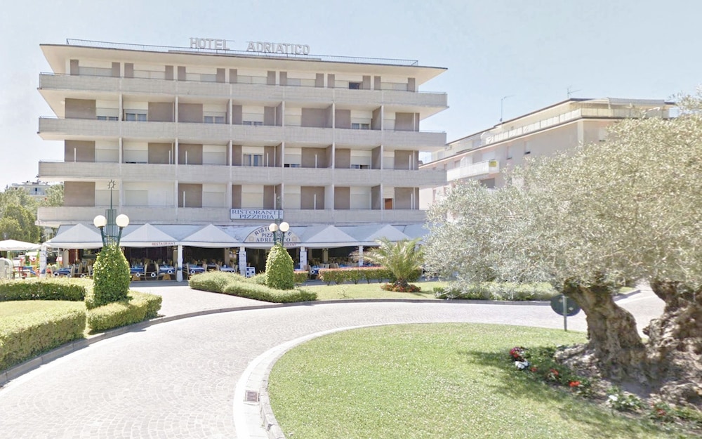 Hotel Adriatico — hotel in San Michele Al Tagliamento