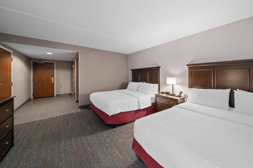 Hampton Inn Franklin Milford - photo 15
