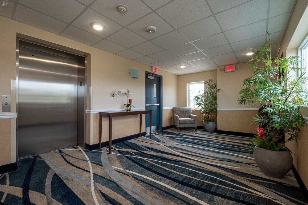 The Breakers Hotel & Suites - photo 58