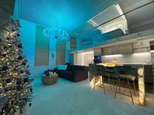 Luxury Queen V Apartment with Jacuzzi — 4-Star Luxury Hotel in Kaunas, Lithuania