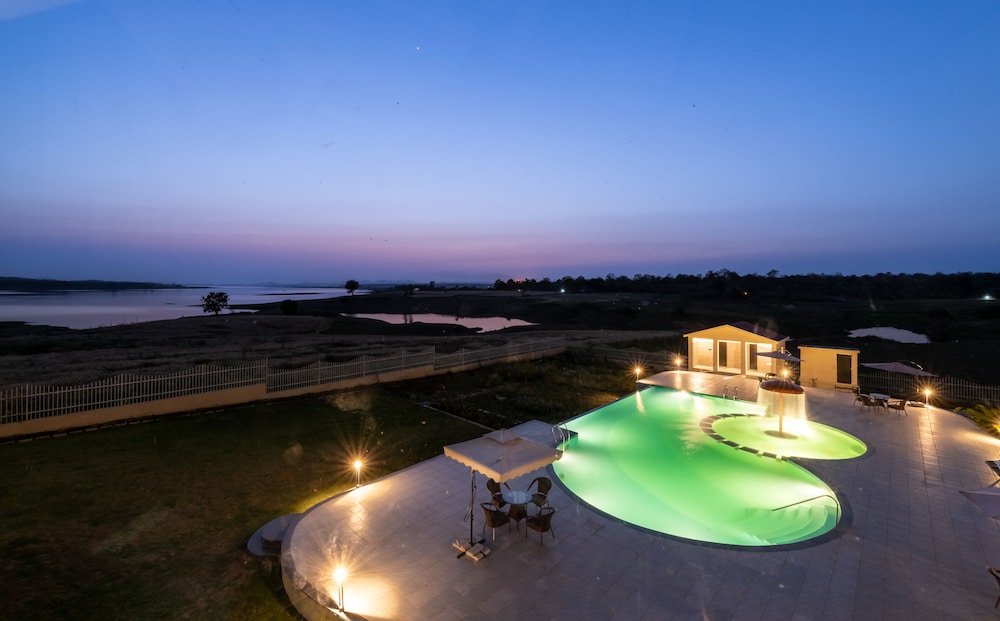 Parijat Lake Resort by GoldMark Madhai Satpura National Park in Sohagpur, India