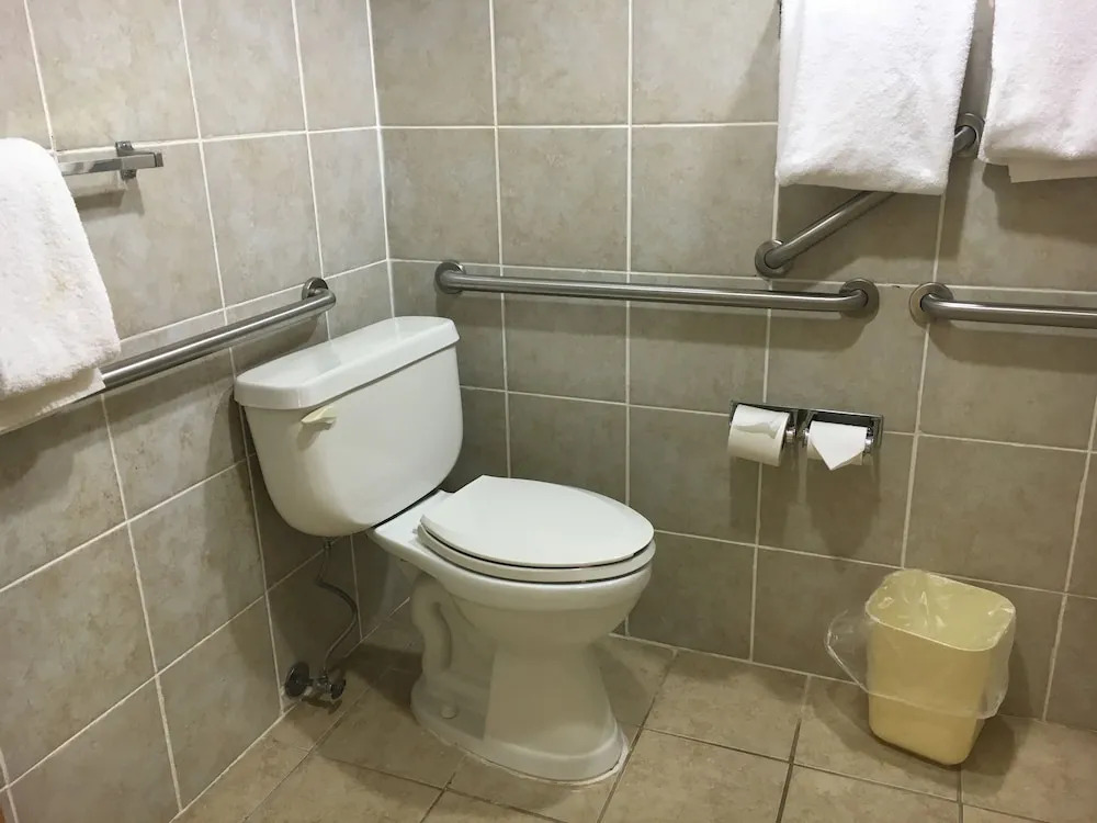Hospitality Inn & Suites - photo 5