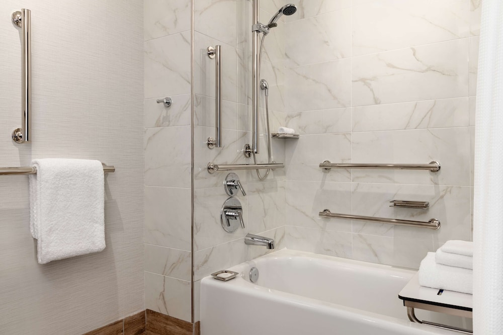 Valley Hotel Homewood Birmingham Curio Collection by Hilton - photo 33