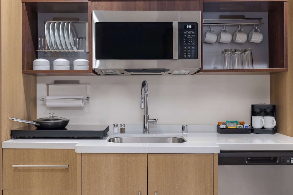 Home2 Suites By Hilton El Centro - photo 17