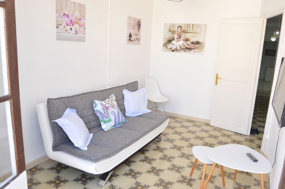 Tarragonasuites 22 St Francesc Enrique - carbon neutral hotel in Tarragona