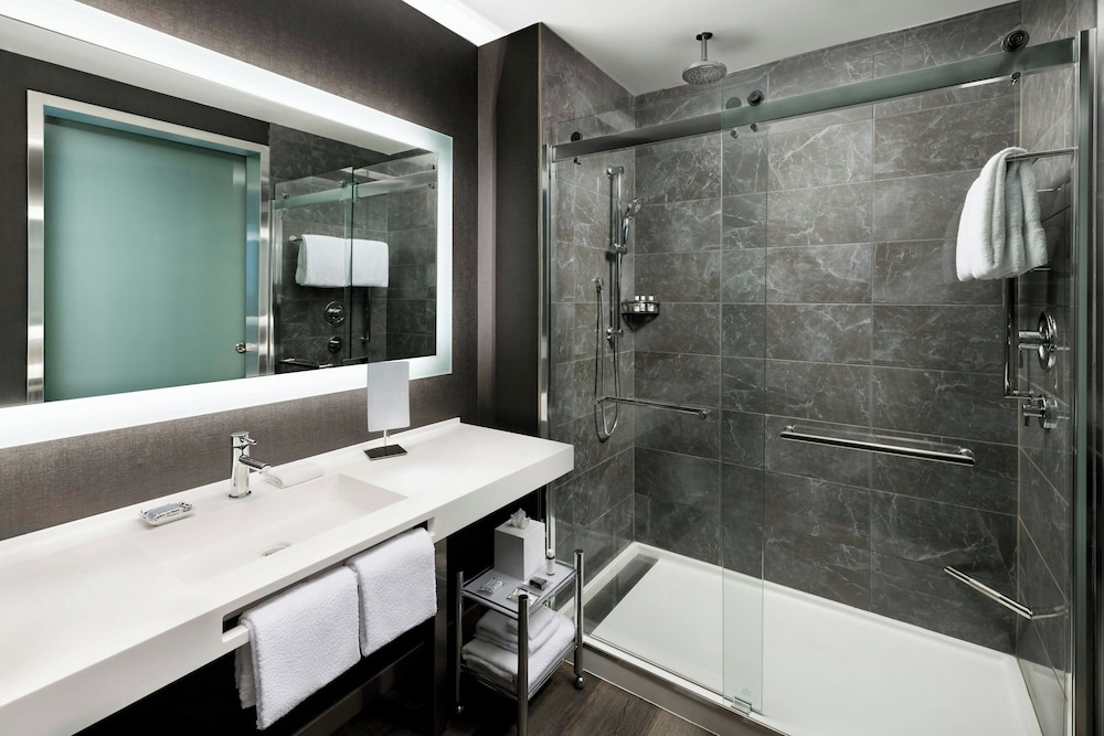 AC Hotel by Marriott Bethesda Downtown - photo 20